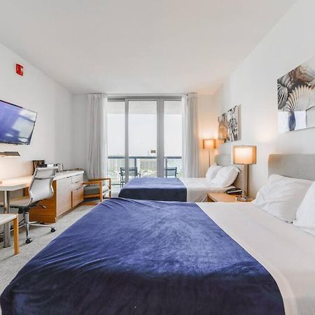 Awesome 2Br Condo Beachwalk Resort Plaja Hallandale Exterior foto